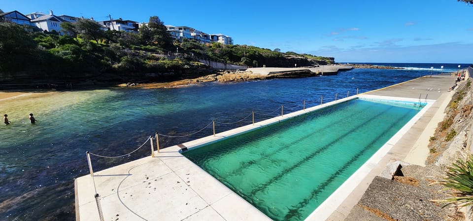 Location shot - Clovelly Beach