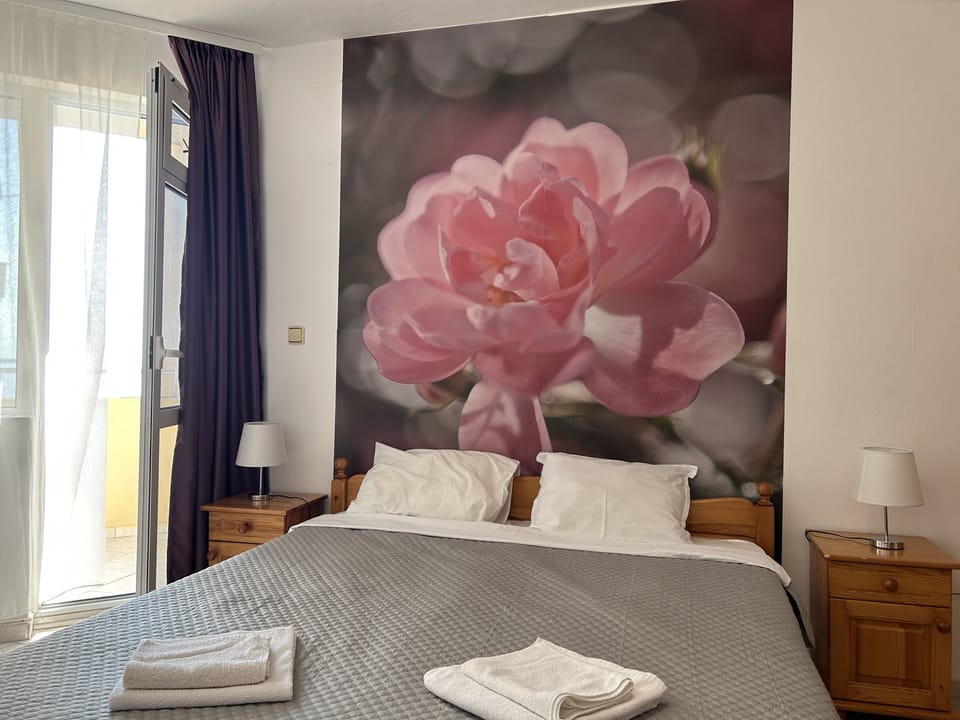 Honeymoon Double Room | Free WiFi, bed sheets