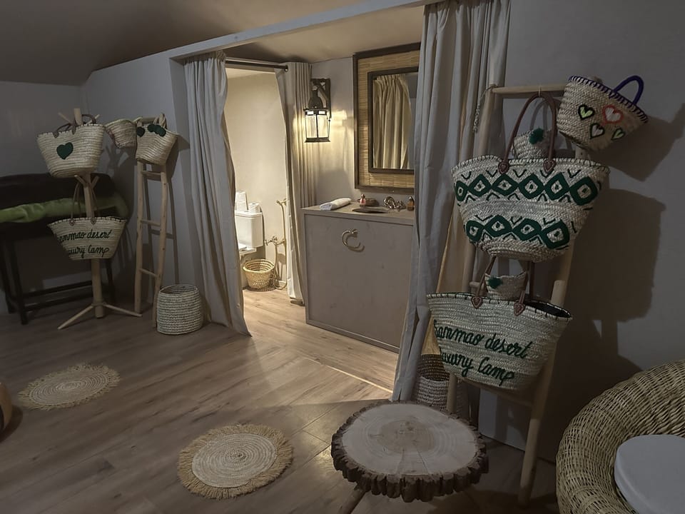 Premium bedding, WiFi (free), individually decorated