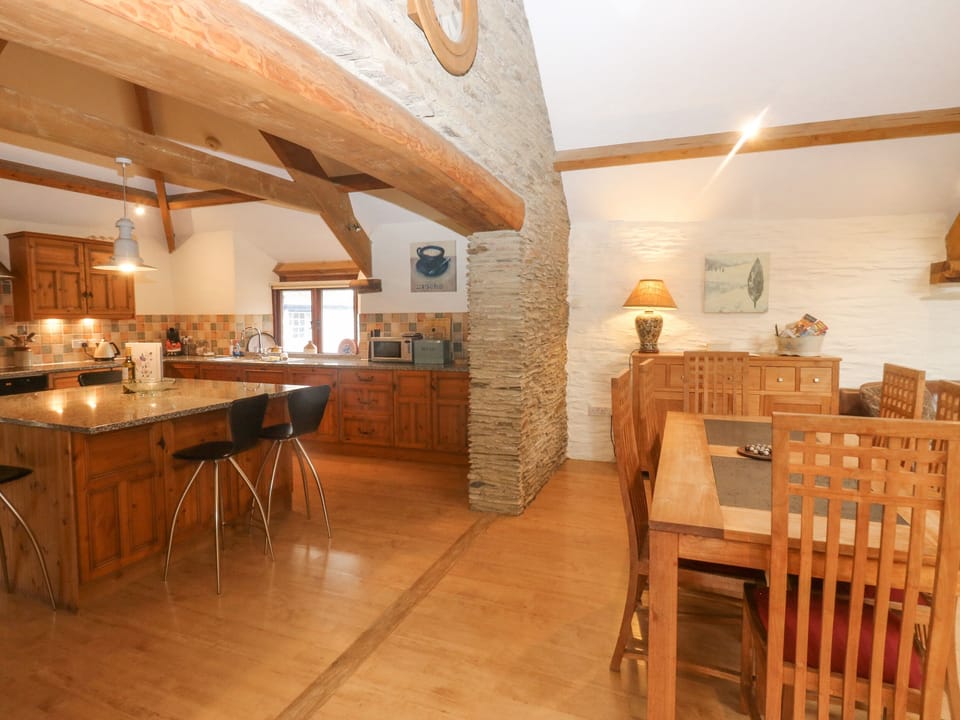 Fridge, dishwasher, electric kettle, toaster