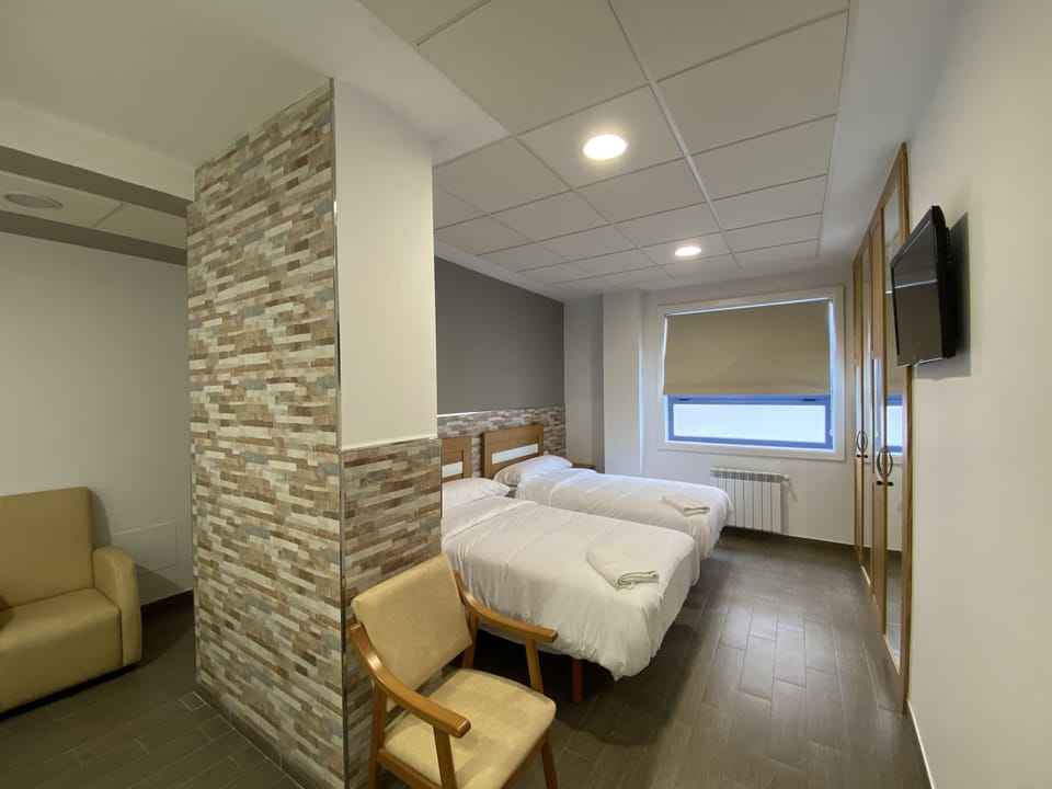 Standard Triple Room | Free cribs/infant beds, free WiFi, bed sheets