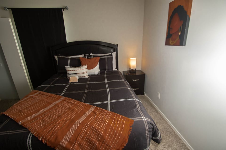 Midtown Serenity 2 - Sleeps 14 People House in Little Rock