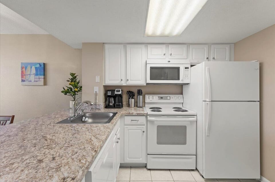 The Chef in your family will fall in love with the well-stocked Kitchen!
