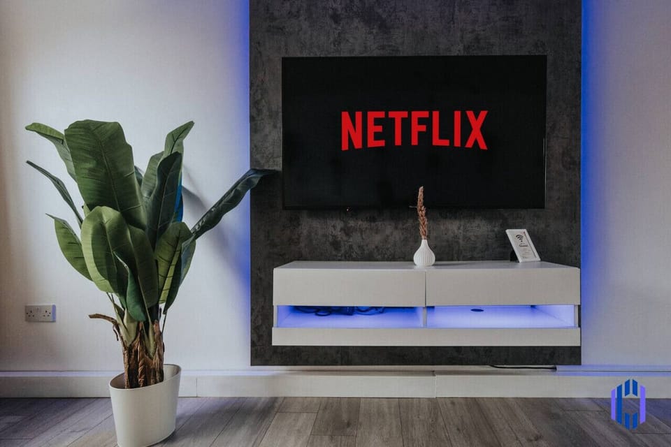 Living room  - 50`  Smart TV loaded with Netflix, HDMI cable, ambient lighting,  extra fast wifi & a Pool table - Complimentary tea & coffee available for your enjoyment
