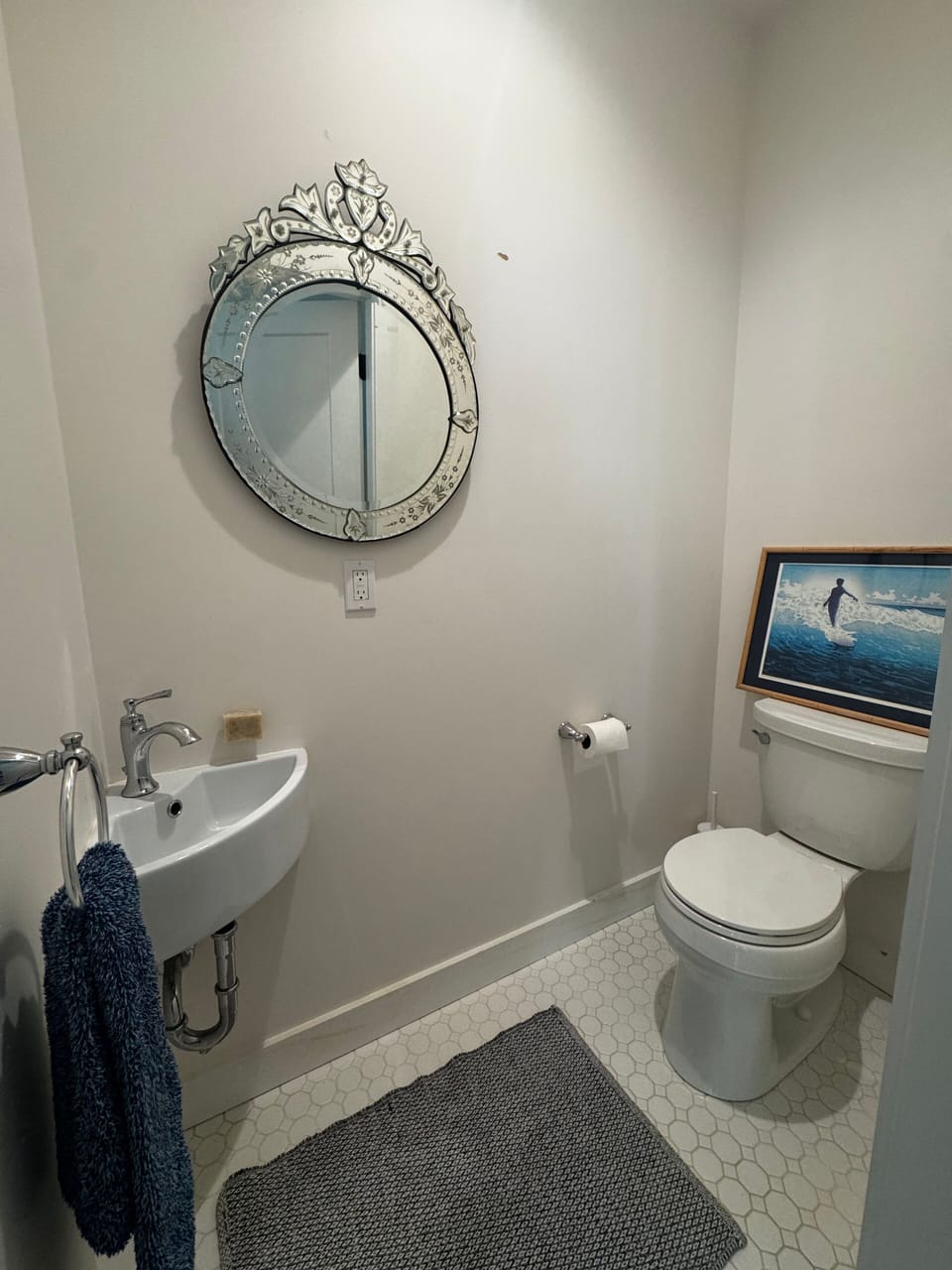 Half-bath off living room. 