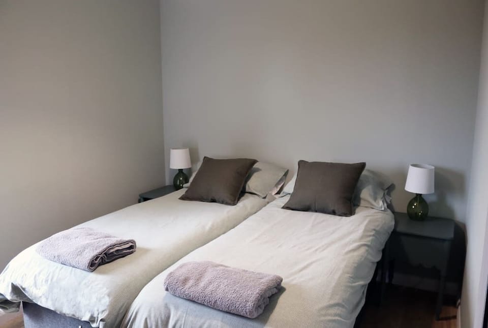 Bedroom 1 with fabulasZiplink beds which can either be set up as 2 singles or 1 double. 