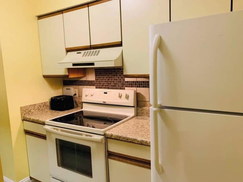Other photo of the kitchen for your reference