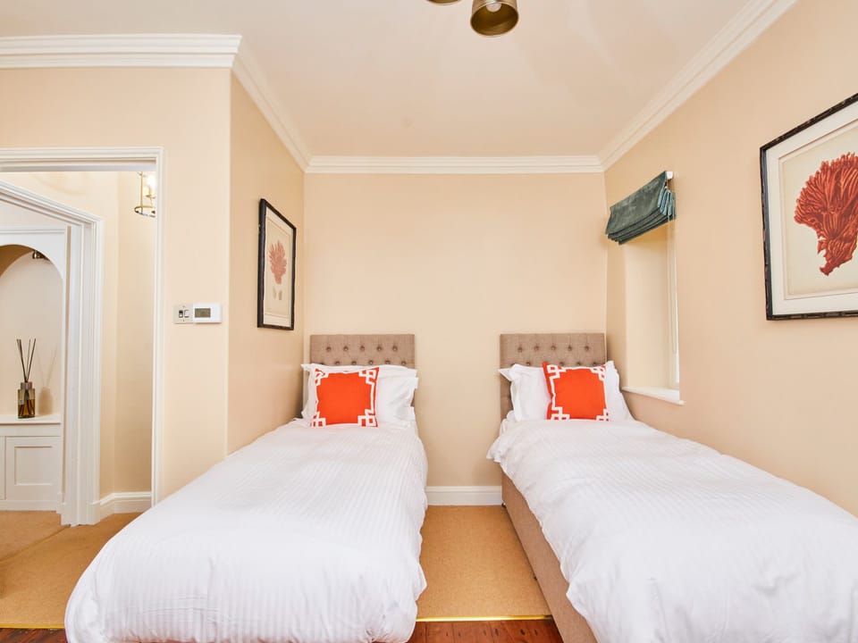 3 bedrooms, WiFi (free), individually decorated, individually furnished
