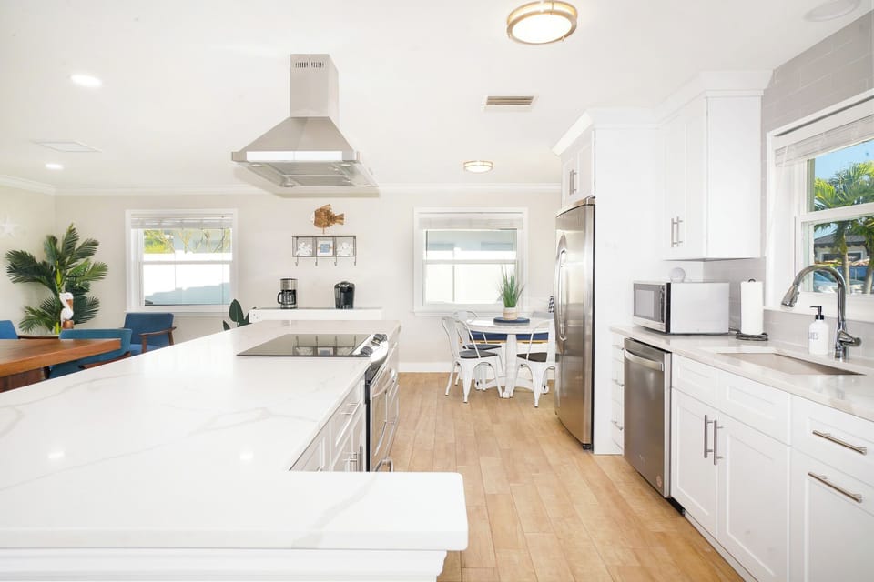 There is always the option of staying in for dinner and Aloha's new kitchen makes cooking a joy.