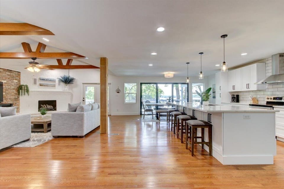 Open floor plan kitchen and living room