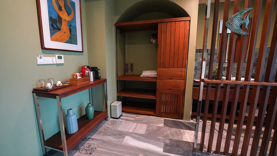Luxury Room, Pool View | Premium bedding, down comforters, pillowtop beds, free minibar items
