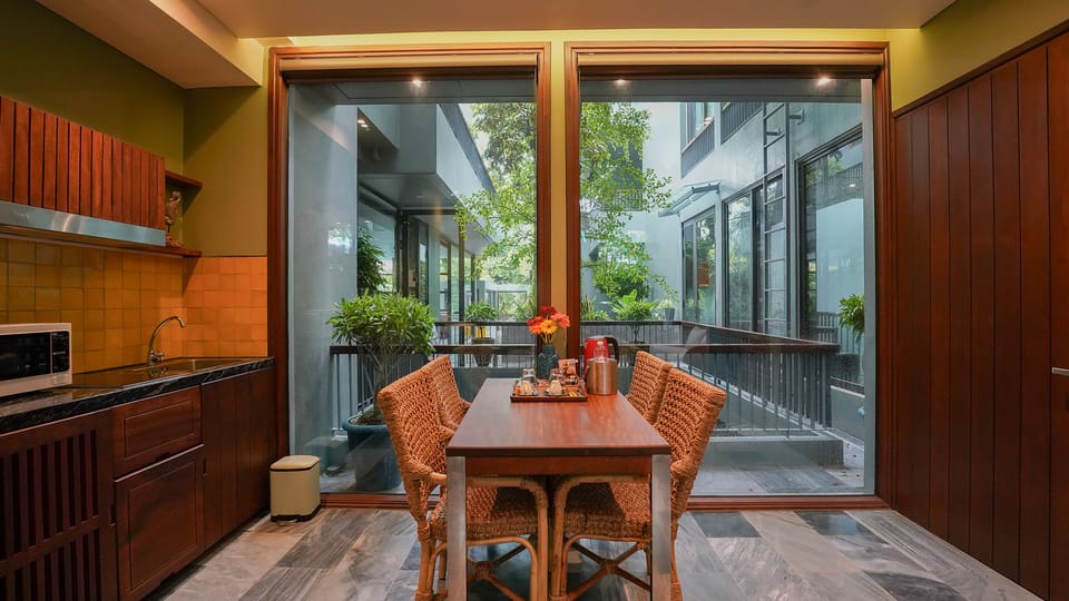 Luxury Suite, Garden View | Private kitchen | Mini-fridge, espresso maker, electric kettle, coffee grinder