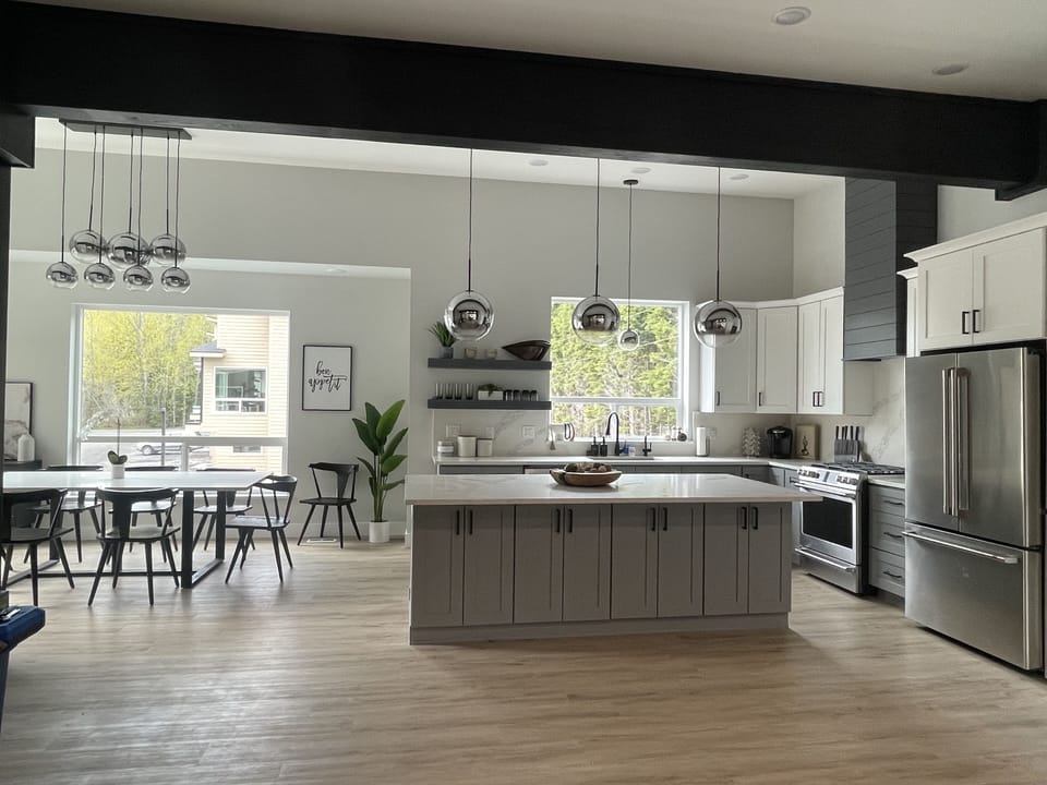 Kitchen and dinning room 