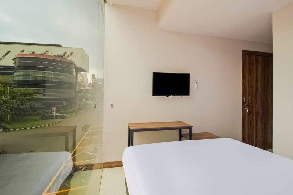 Standard Double Room | Laptop workspace, free WiFi, bed sheets