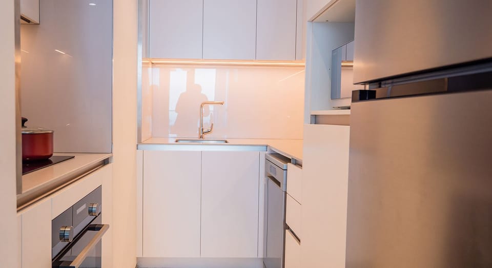 Premium Apartment, 1 Bedroom | Private kitchen | Full-size fridge, microwave, oven, stovetop