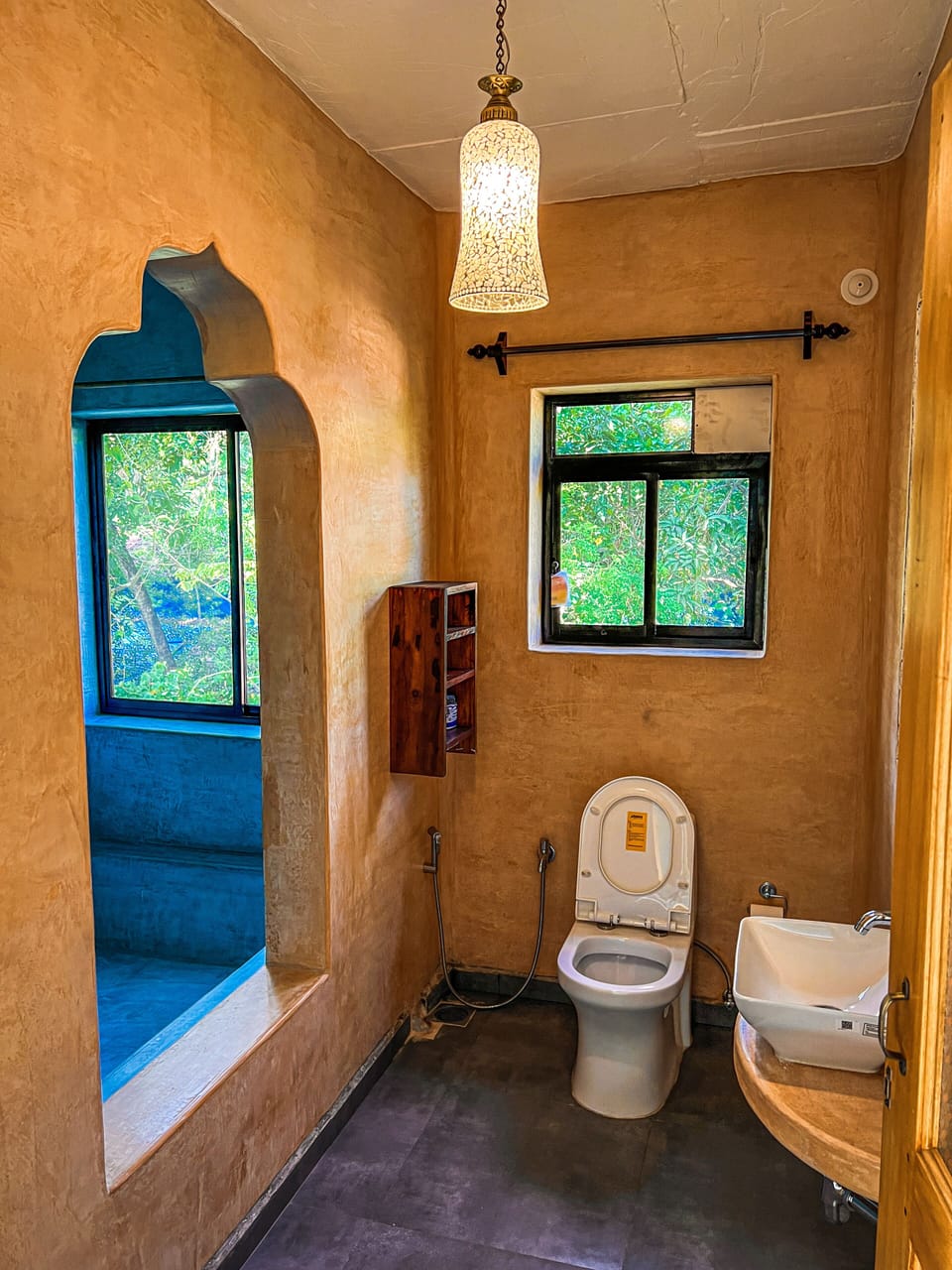 Royal Double Room, 1 Double Bed | Bathroom | Combined shower/tub, rainfall showerhead, eco-friendly toiletries