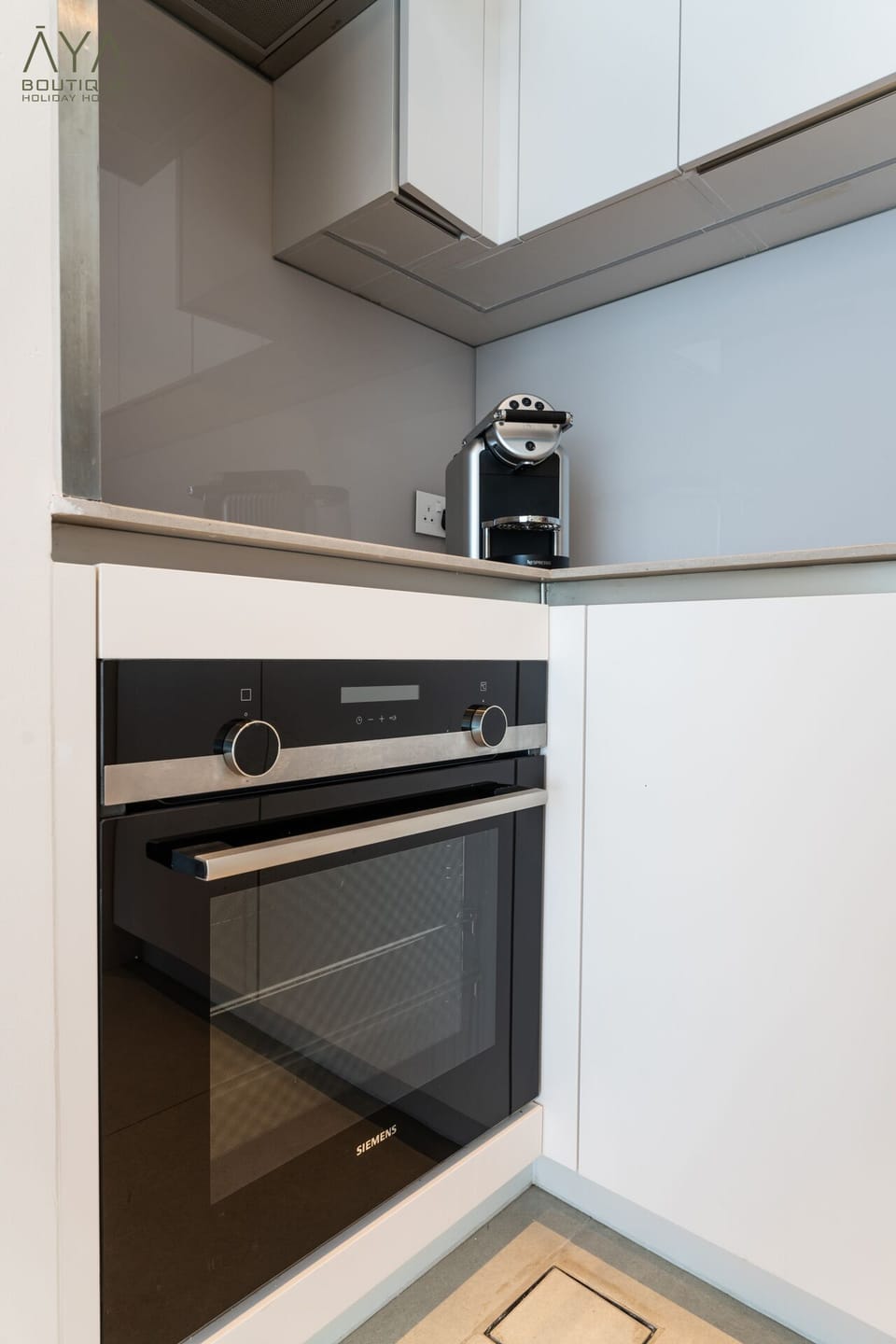 Premium Apartment, 1 Bedroom | Private kitchenette | Full-size fridge, microwave, oven, stovetop