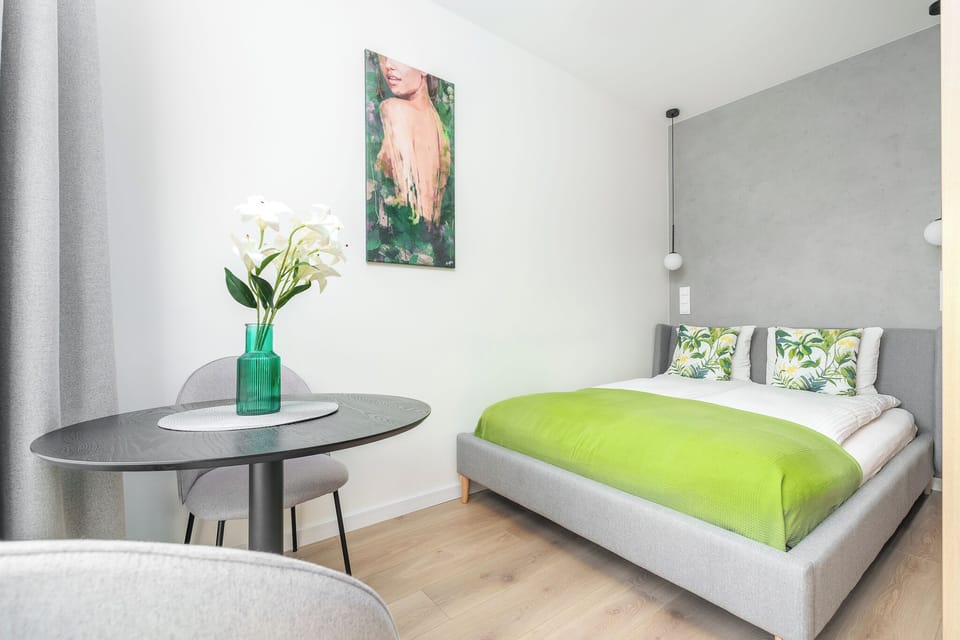 Apartment | 1 bedroom, iron/ironing board, cribs (surcharge), WiFi (free)