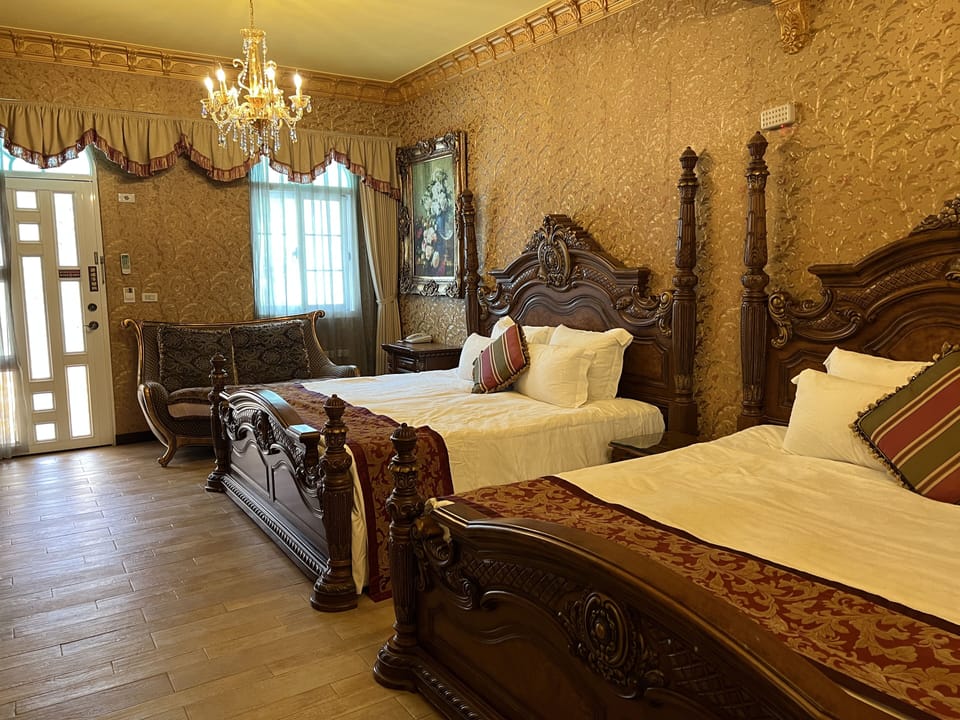 Standard Quadruple Room | Minibar, individually decorated, soundproofing, bed sheets