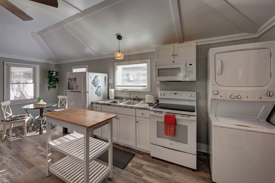 Kitchen (2)