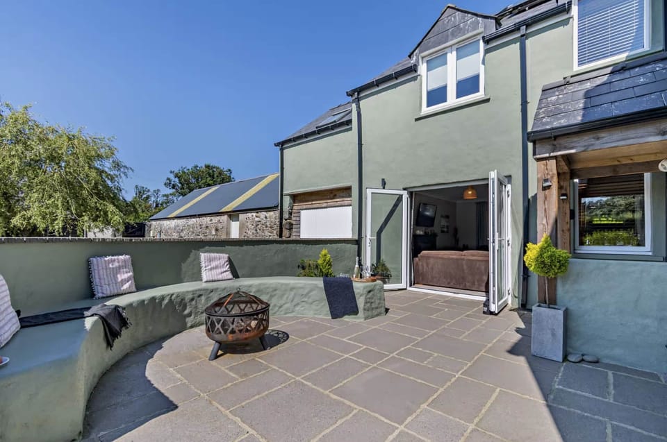 Cosy Outdoor Seating Area to Enjoy Time with Family and Friends | Willow Lodge Pembrokeshire