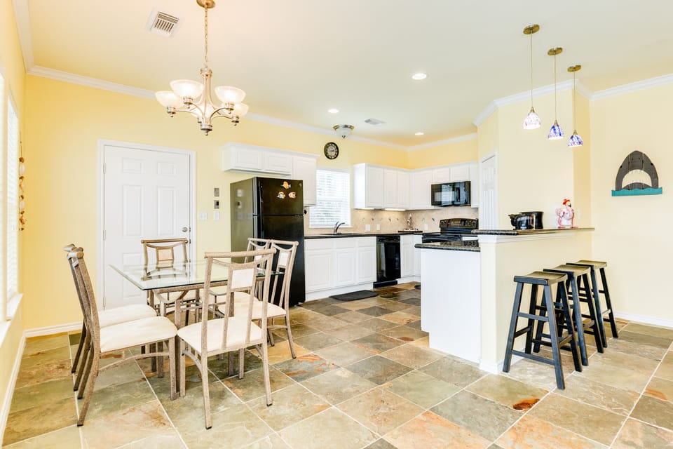 Open dining and kitchen area, great for home cooked meals