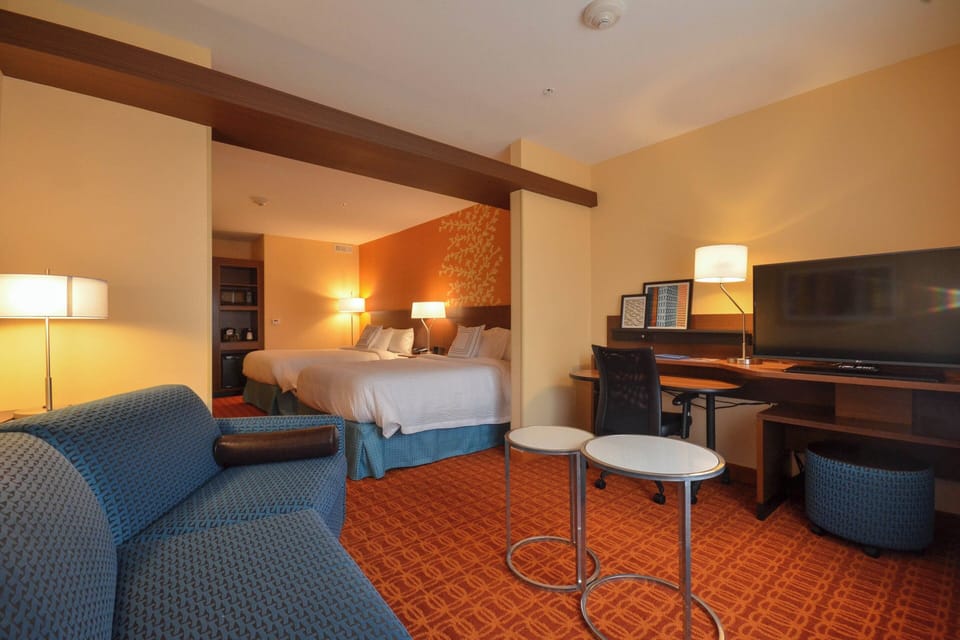 Studio, Multiple Beds | Desk, laptop workspace, blackout drapes, iron/ironing board