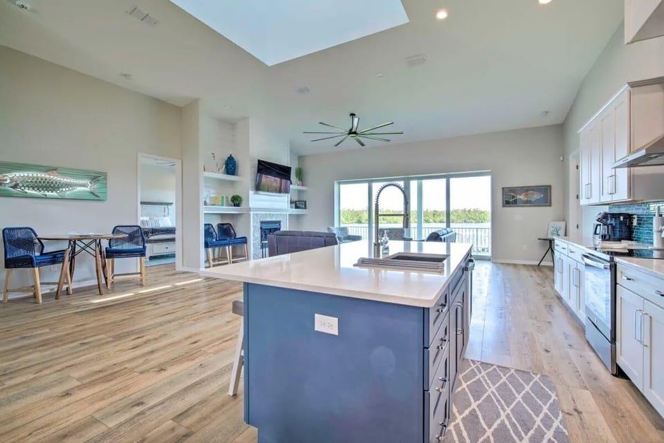 Kitchen / Living room 