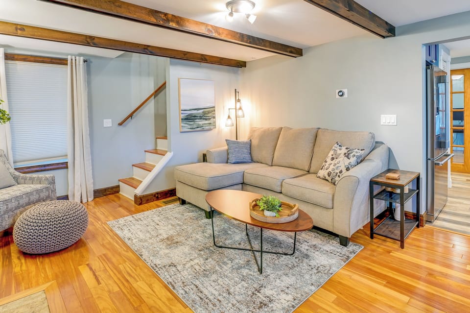 Living Room | Central A/C & Heating