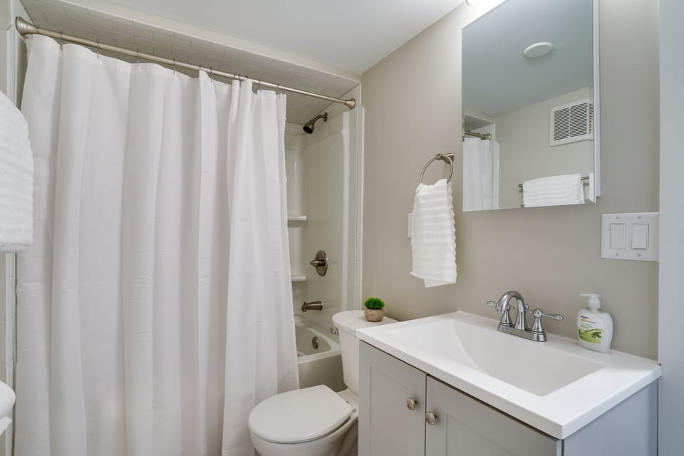 Full Bath