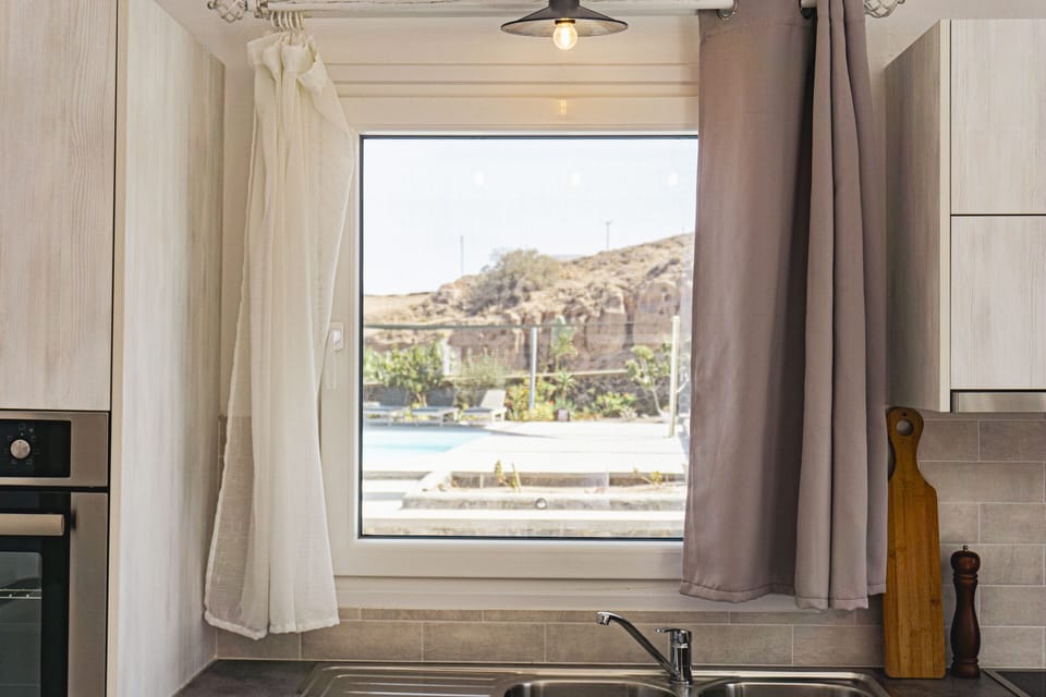 Comfort Villa, 1 Bedroom, Pool View | Private kitchen | Mini-fridge, stovetop, electric kettle, cookware/dishes/utensils