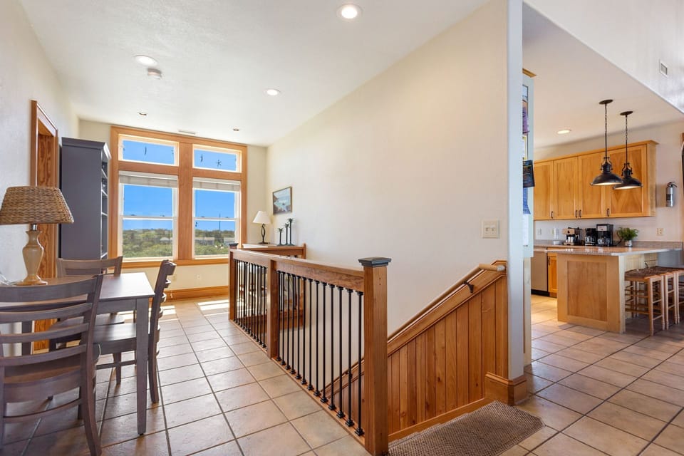 Enjoy your own private slice of paradise with direct sound access and breathtaking waterfront scenery.