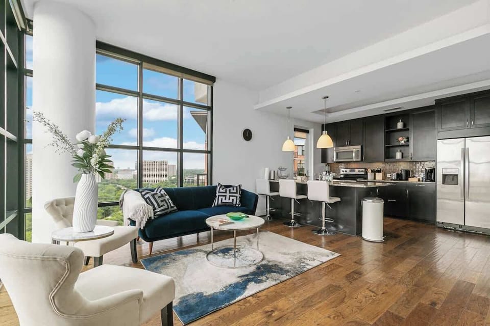  Sun-soaked space with chic decor and stunning city views awaits your arrival!