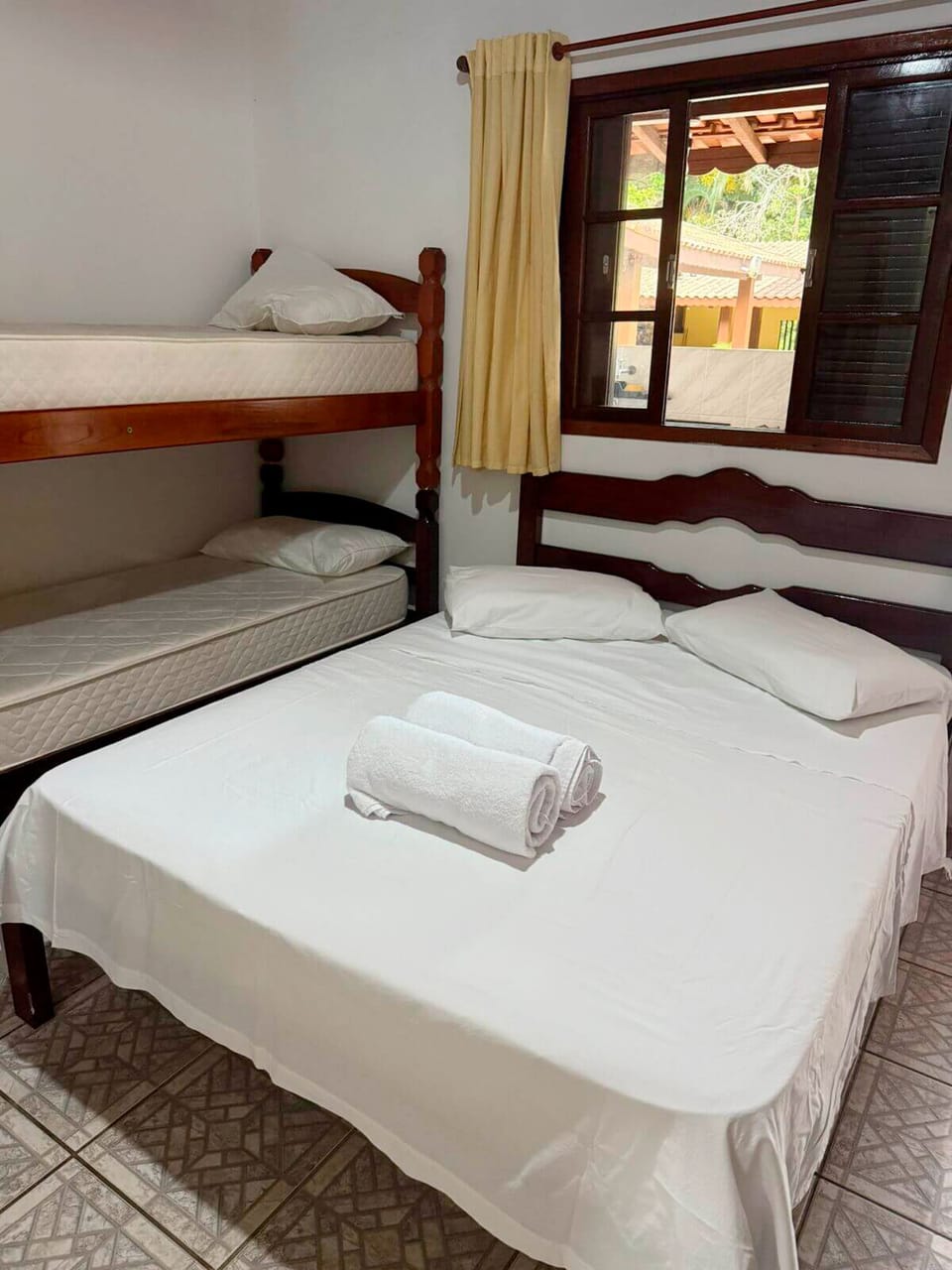 Family Chalet | 1 bedroom, individually furnished, laptop workspace, free WiFi
