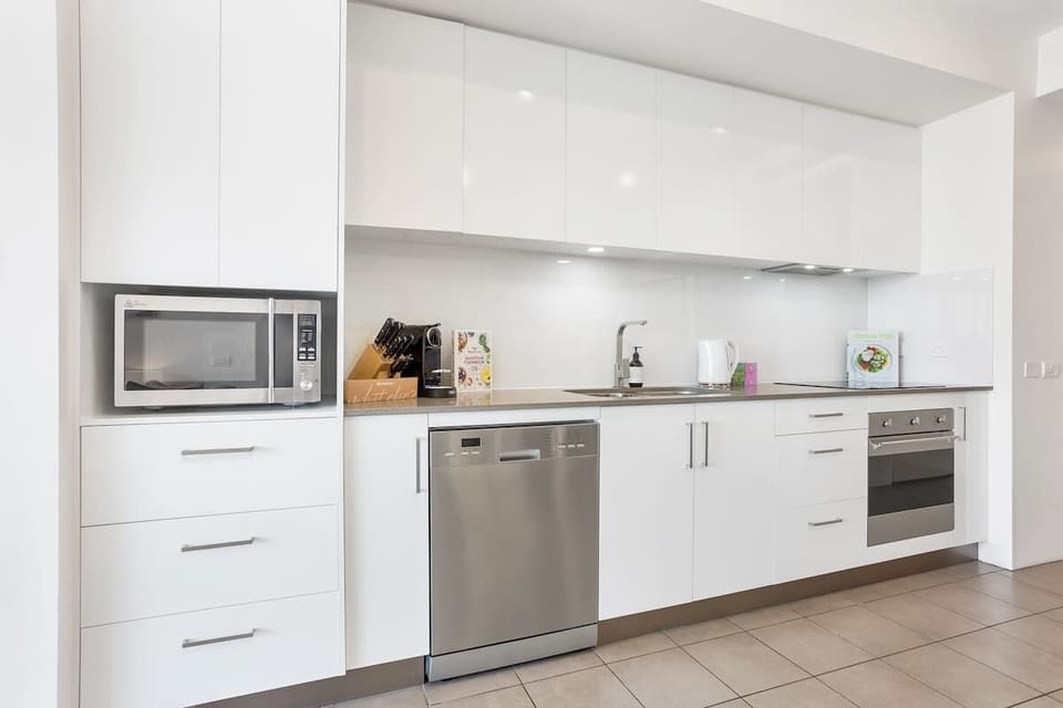 Prepare everything from easy breakfasts to shared dinners in the modern kitchen, complete with generous bench space and all the essentials for a comfortable stay.