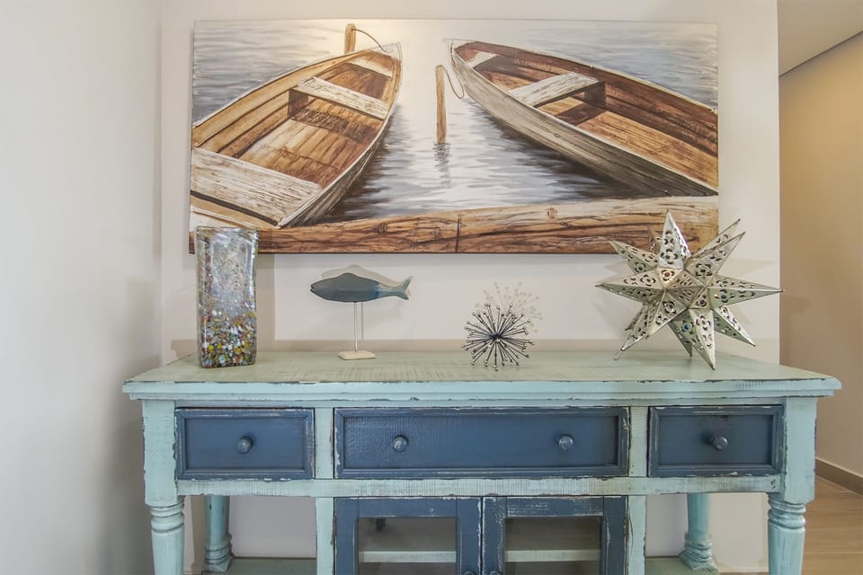 artwork as you enter the unit