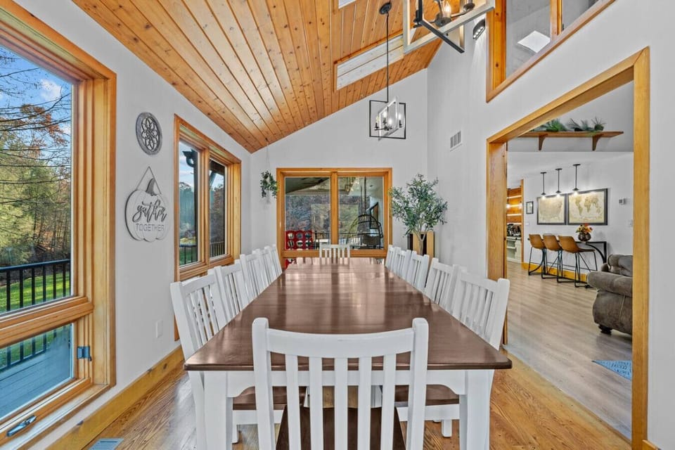 A large dinning table with seating for 12