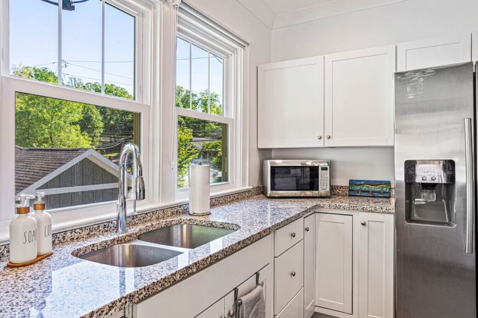 Fully equipped kitchen for all of your cooking needs.