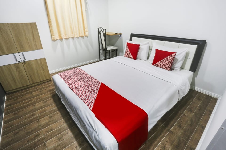 Deluxe Suite | Laptop workspace, free WiFi, bed sheets