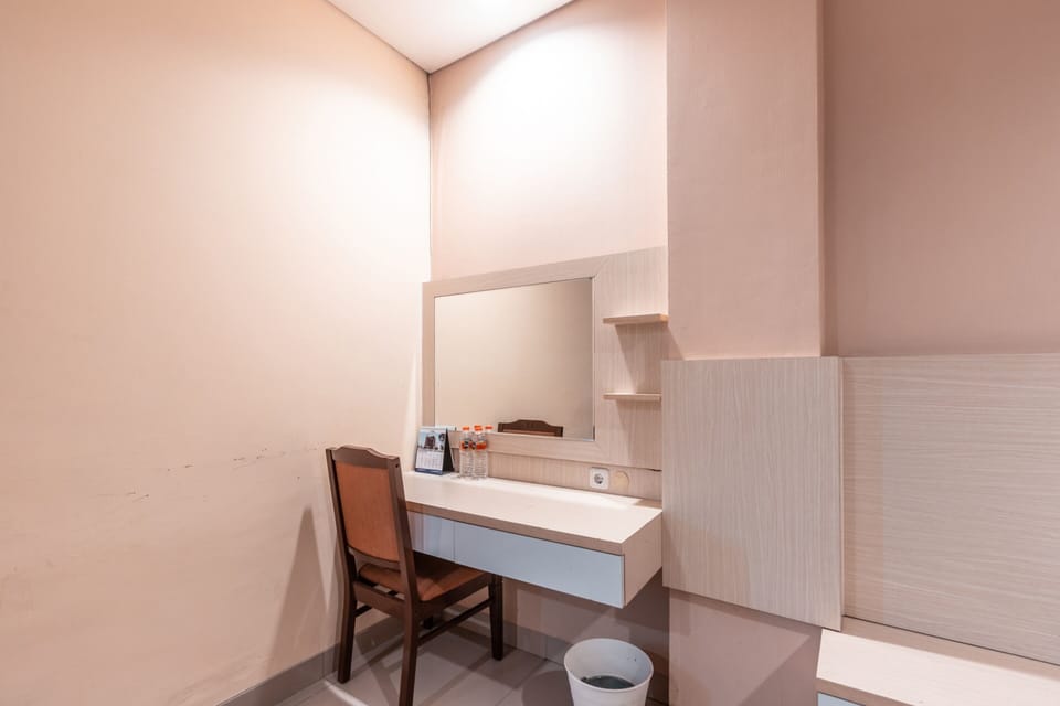 Deluxe Double Room | Desk, laptop workspace, free WiFi, bed sheets