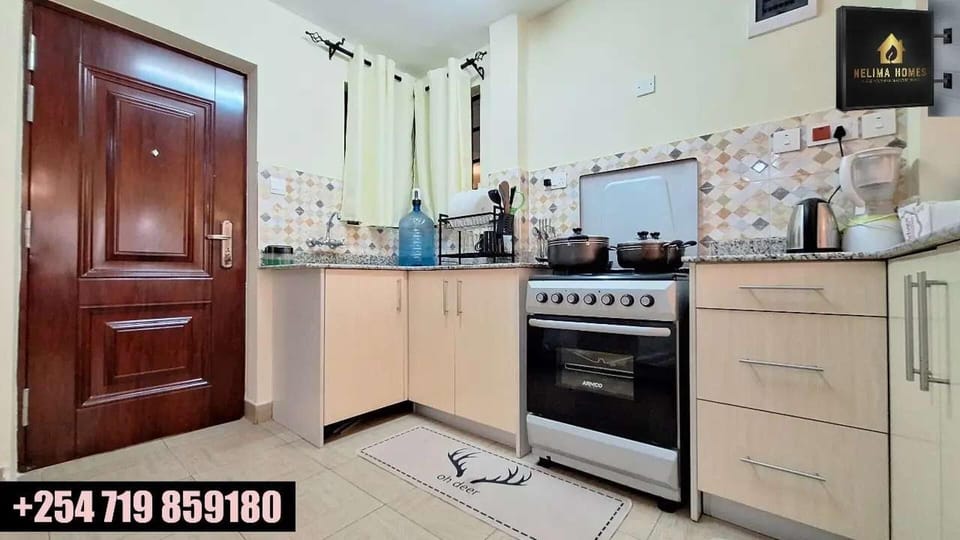 Apartment | Private kitchen | Fridge, microwave, oven, electric kettle
