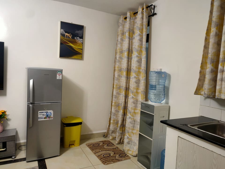Apartment | Private kitchen | Fridge, microwave, oven, electric kettle