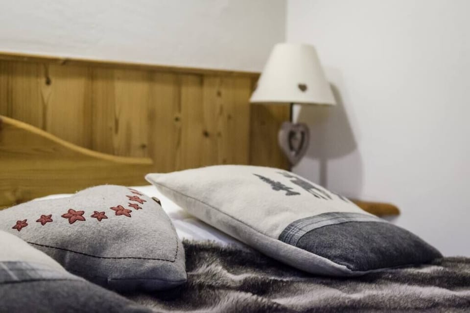 Salle de Bains 2 avec baignoire et lave linge