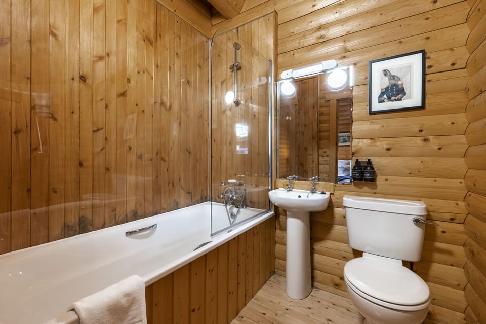 Croft Kincardine ensuite
