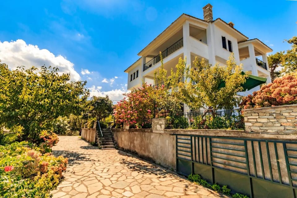House, Smoking | 1 bedroom