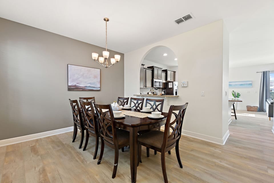 Villa, 6 Bedrooms | Dining