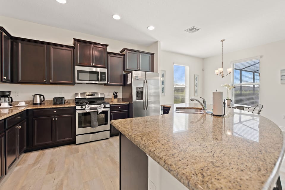 Villa, 6 Bedrooms | Private kitchen | Coffee/tea maker, fridge, oven, toaster