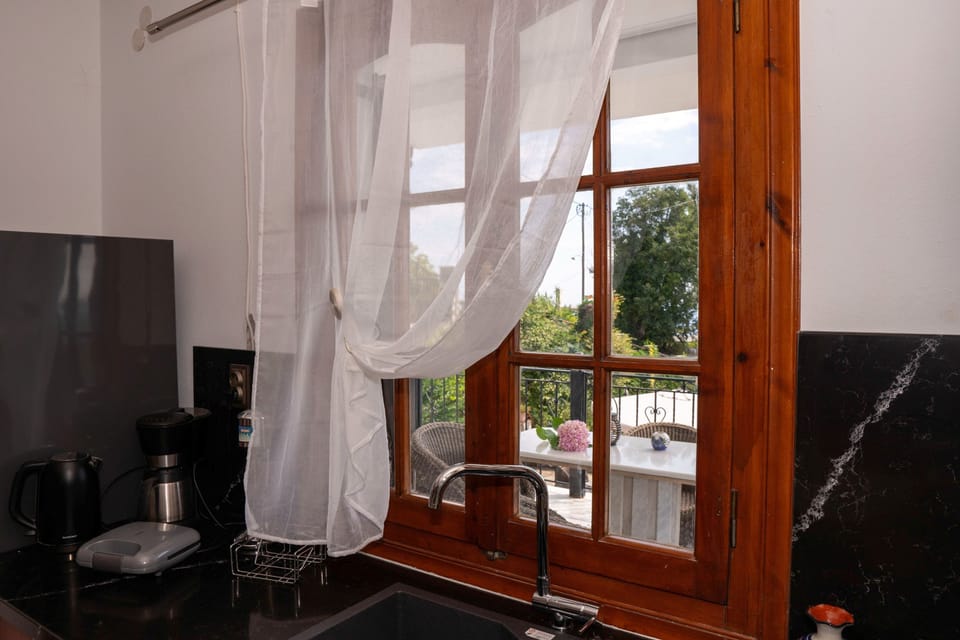 House, Smoking | 2 bedrooms