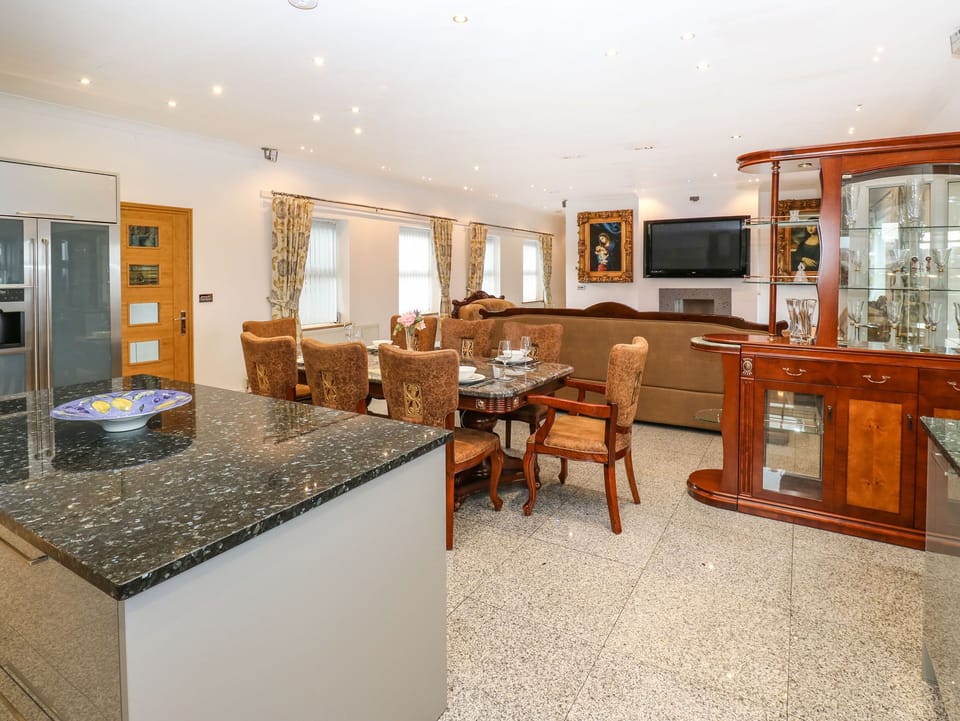 Fridge, dishwasher, electric kettle, toaster