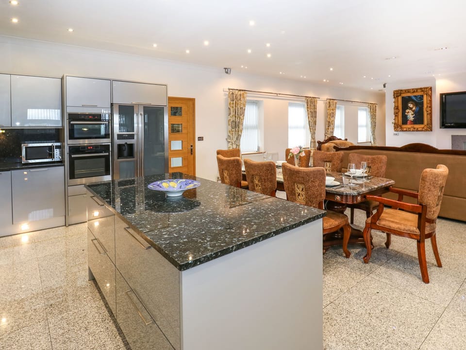 Fridge, dishwasher, electric kettle, toaster